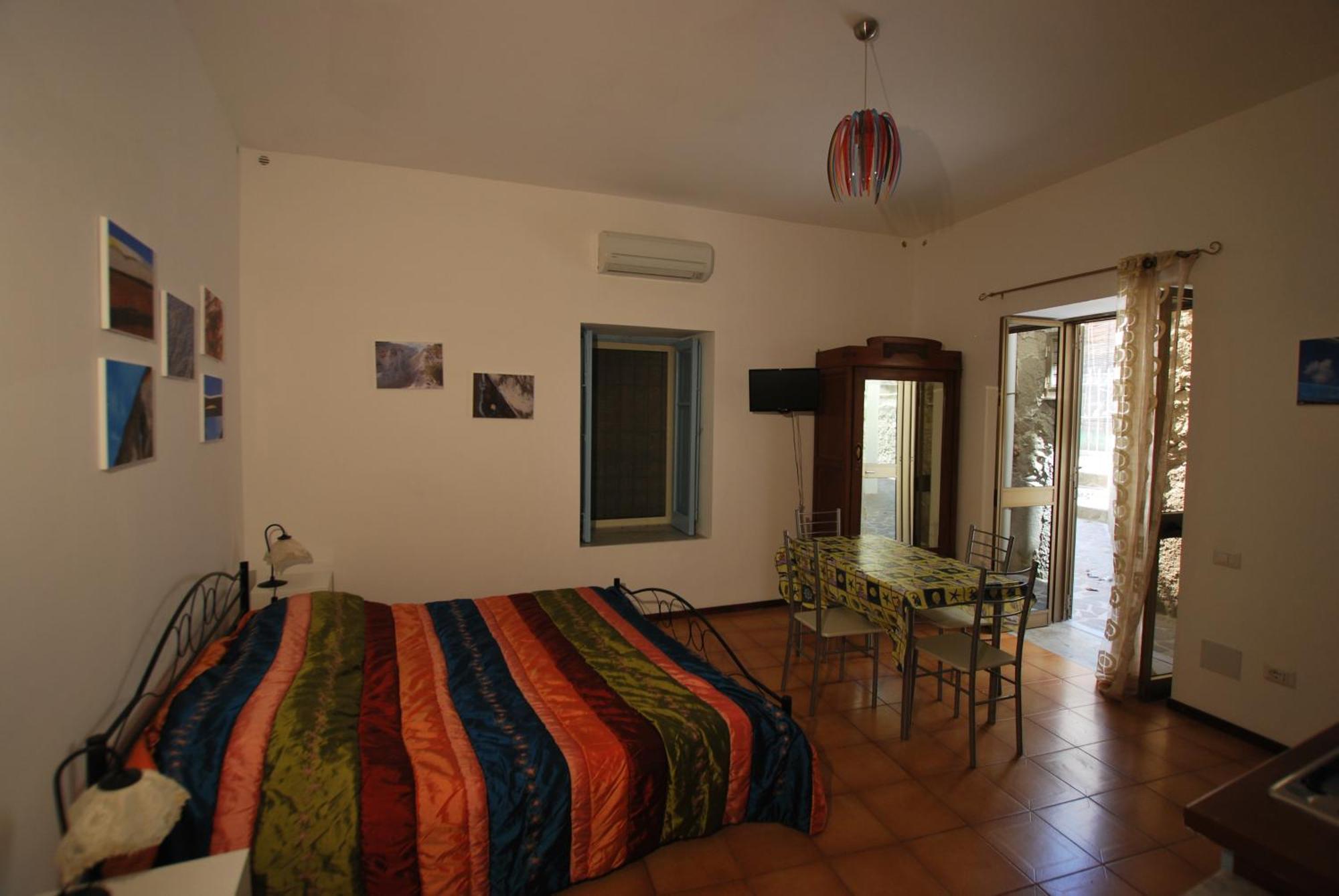 Vulcanoconsult Appartamenti Spiaggia Lipari  Room photo