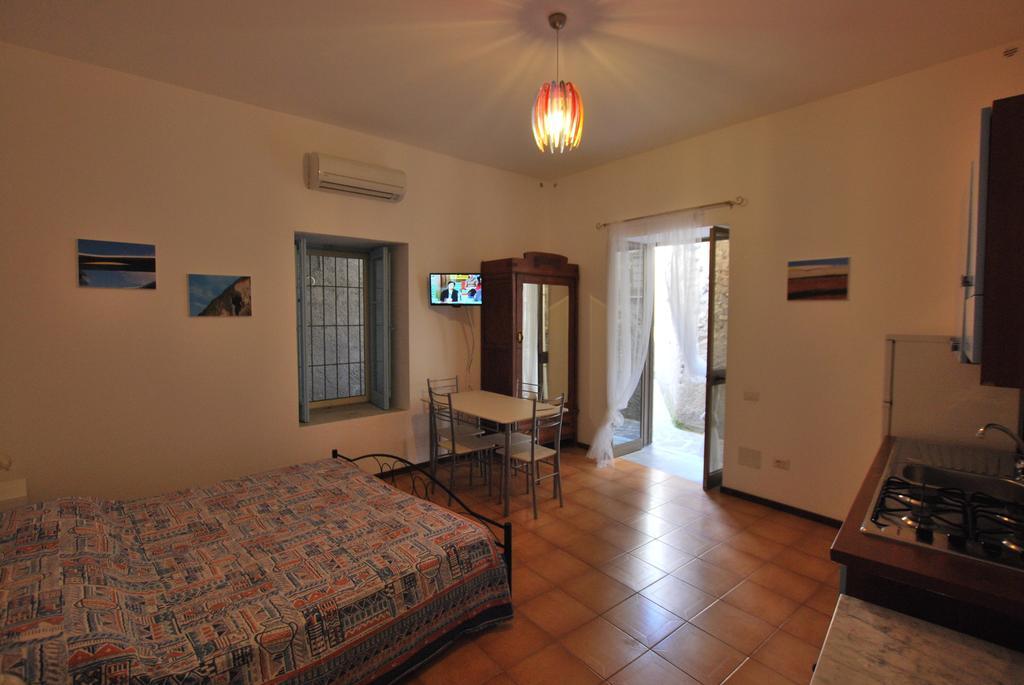 Vulcanoconsult Appartamenti Spiaggia Lipari  Room photo