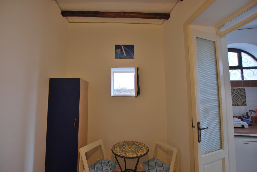 Vulcanoconsult Appartamenti Spiaggia Lipari  Exterior photo